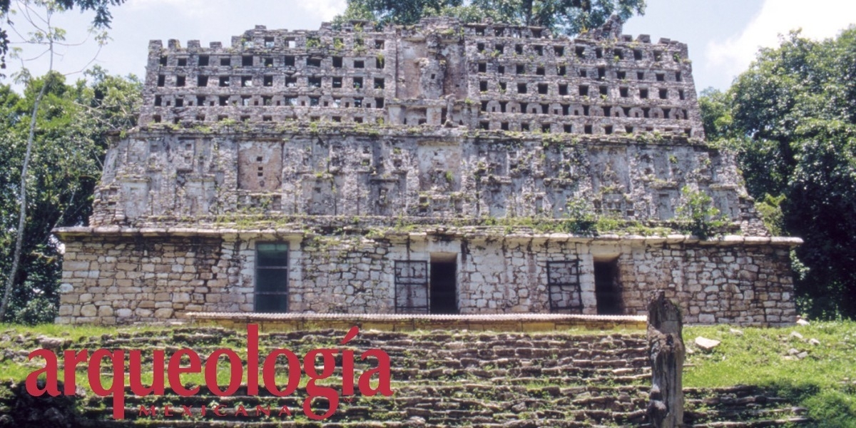 Yaxchilán y su interacción con otras entidades políticas. Una aproximación arqueológica