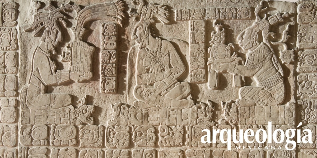 Bultos sagrados de los ancestros entre los mayas 
