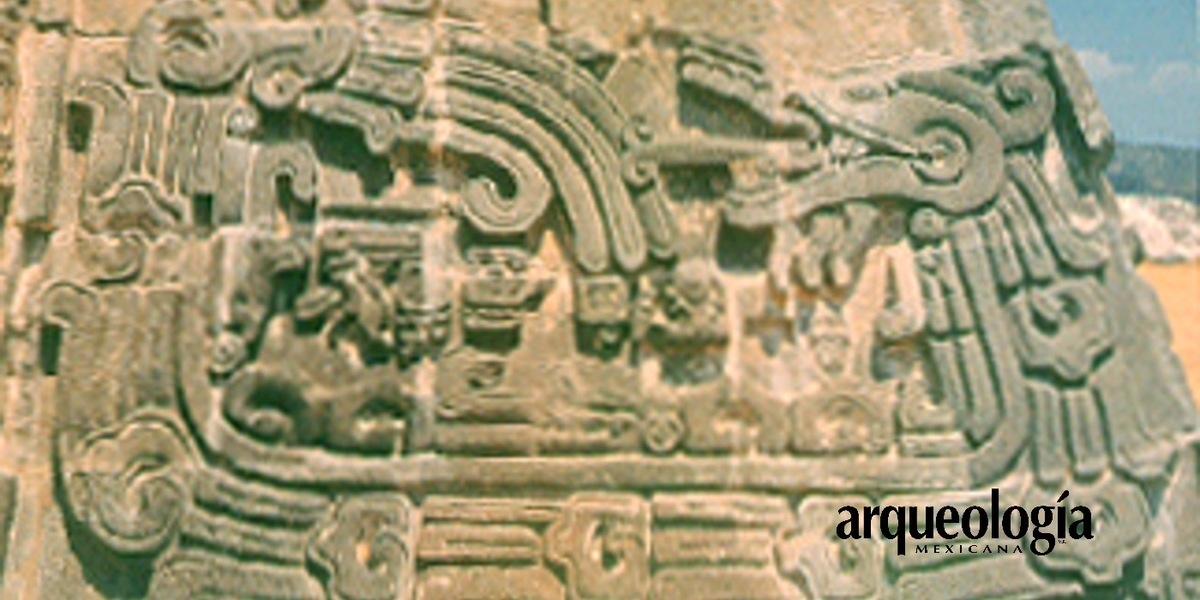 El nombre de Xochicalco antes del siglo XVI: ¿Totolhuacalco? 