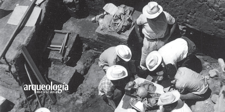Exploraciones arqueológicas en Cholula siglo XX